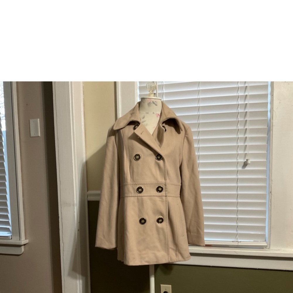 Kenneth Cole wood